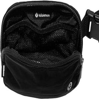 Lululemon Athletica Everywhere Belt Bag, Black, 7.5 x 5 x 2 inches uniqlo sidebag mom bag women wallet white elegant crossbody & shoulder bags