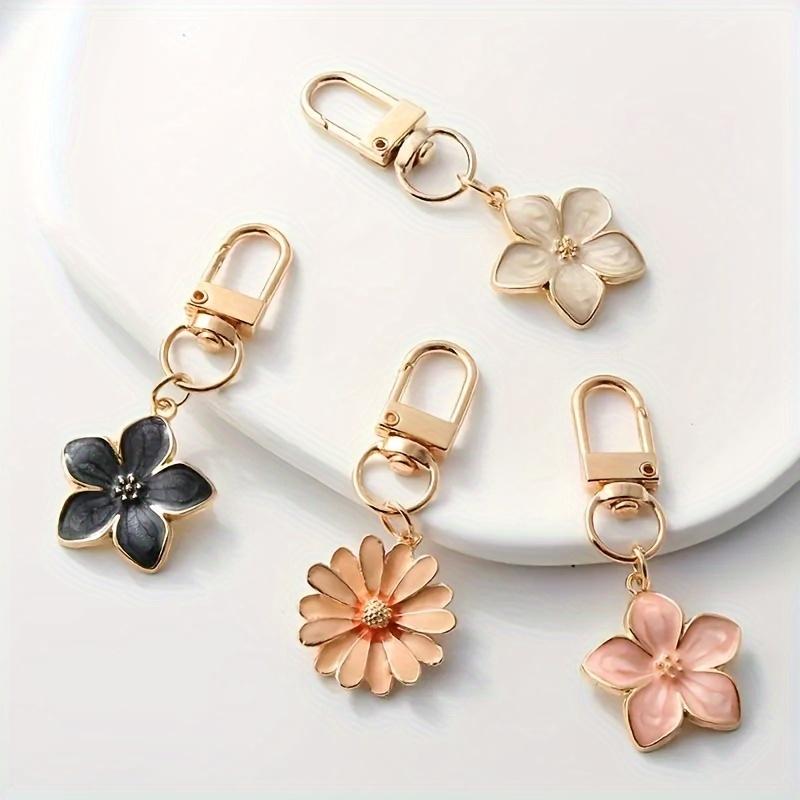 1pc Cute Flower Daisy Keychain Elegant Alloy Keyring Trendy Hanging Pendant Bag Charms For Women daily use