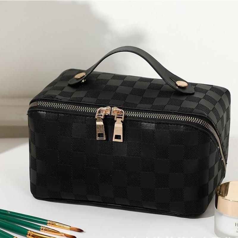 Toiletries storage bag, plaid checkered cosmetic bag, large capacity travel cosmetic bag, waterproof skin care bag, travel cosmetic bag, portable PU women's waterproof toiletry bag