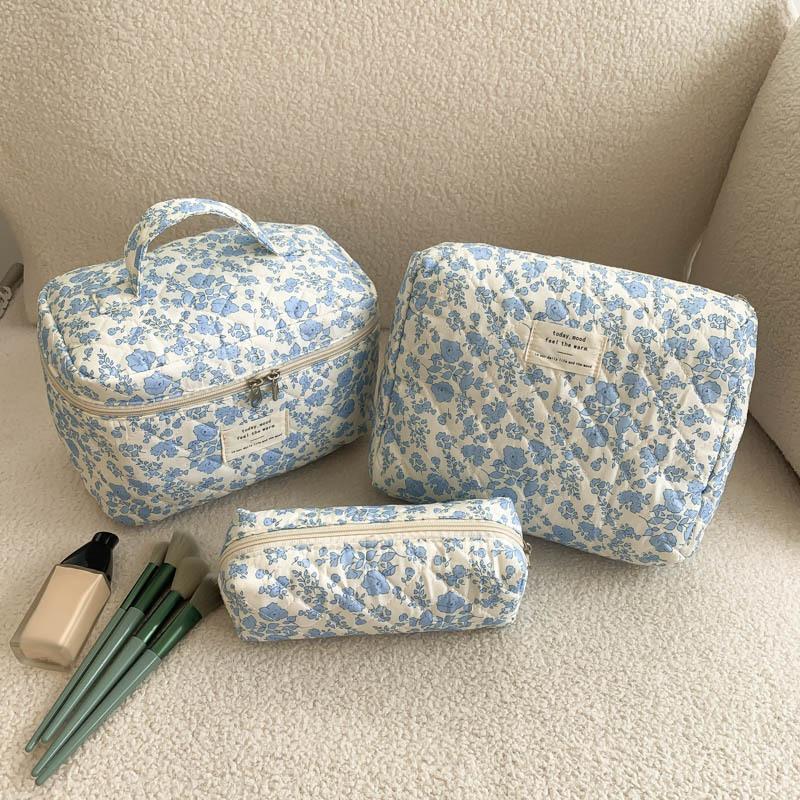 Floral Pattern Makeup Bag, 1 Count Portable Cosmetic Storage Bag, Zipper Makeup Organizer Pouch, Versatile Storage Bag for Women and Girls