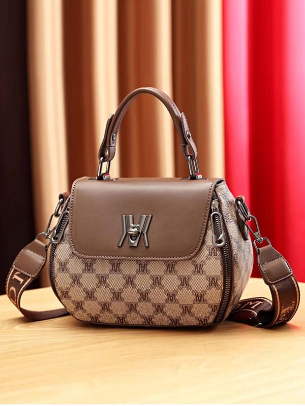 Summer 2024 Trendy Letter Pattern Pu Leather Handbag,  Luxury Designer Handbags 2024, Luxury Designer Handbags, Retro Geometric Label Back To School Crossbody Bags for Women, Everyday Bag, Fall Outfits, Earthtone Fall Freshness Fall