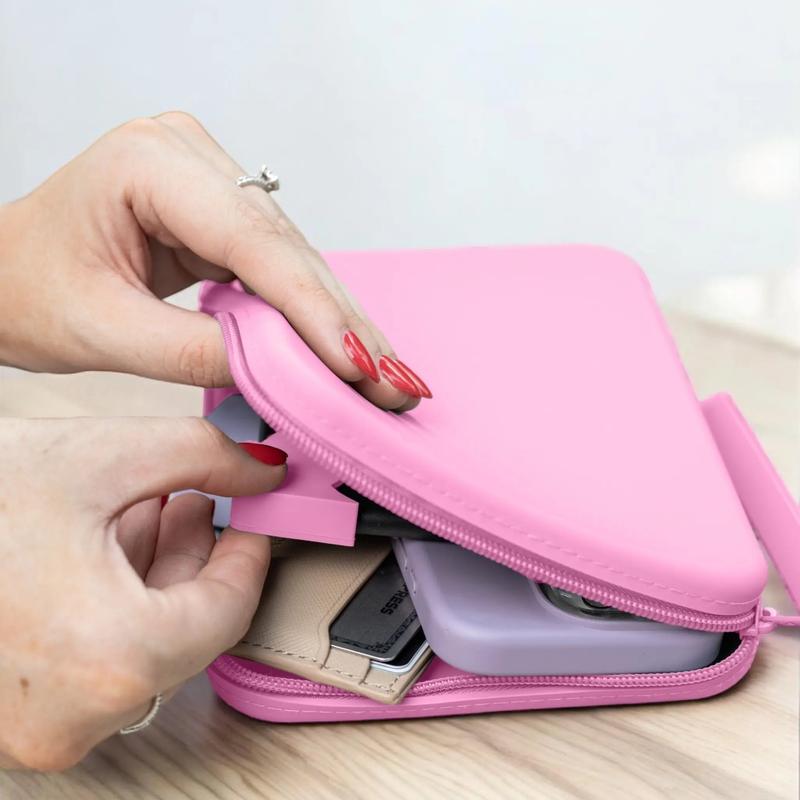 The Strapsicle Clutch - the perfect Ereader accessory