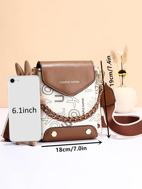 Fashionable Letter Pattern Crossbody Bag with Cartoon Charm, Casual Pu Leather Shoulder Bag for Women, Lightweight Suitable for Fashionable White-collar Workers, University Students