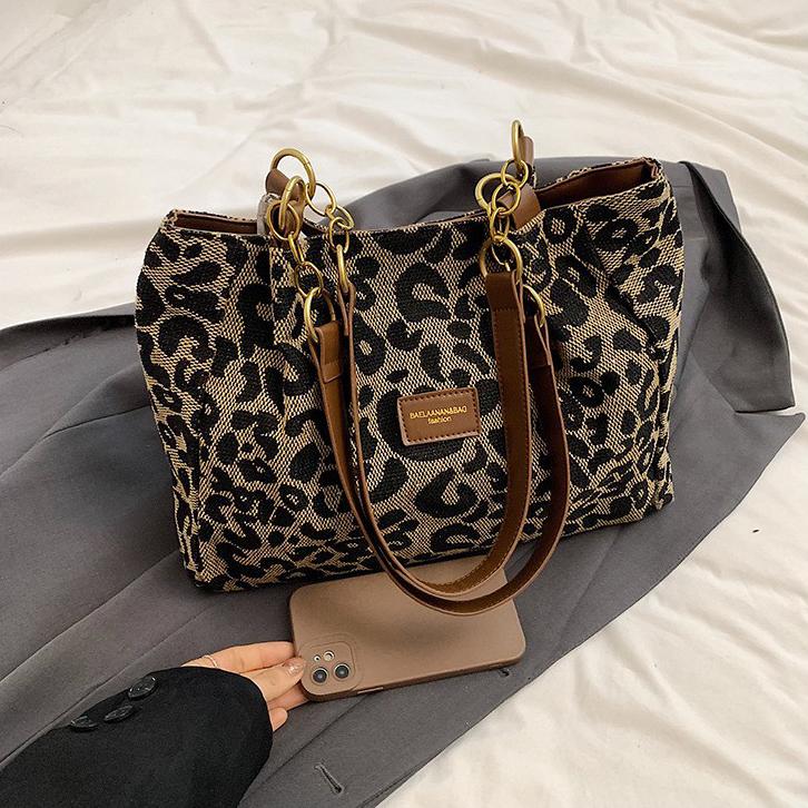 Women's Leopard Print Shoulder Bag, Fall New Style Large Capacity Tote Bag for Work & Daily Used, Personalized Trendy Underarm Bag  As Gifts, Fall Outfits, Fall Freshness