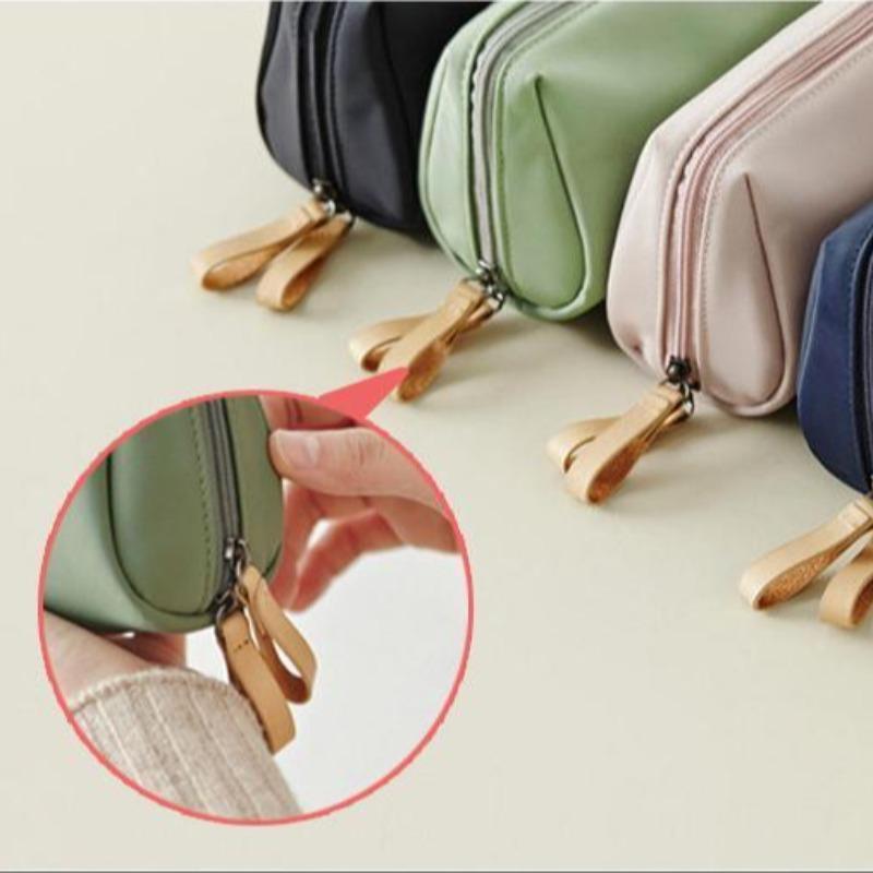 Mini Makeup Bag with Strap, 1 Count Simple Makeup Bag, Zipper Makeup Organizer Pouch, Versatile Storage Bag for Travel, Outing, Daily Use, Christmas Gift