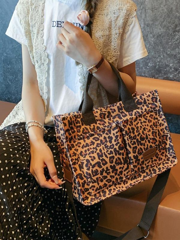 Fashion Leopard Pattern Tote Bag, Large Capacity Shoulder Bag for Women, Casual Letters Patched Decor Commuter Bag for Daily Used