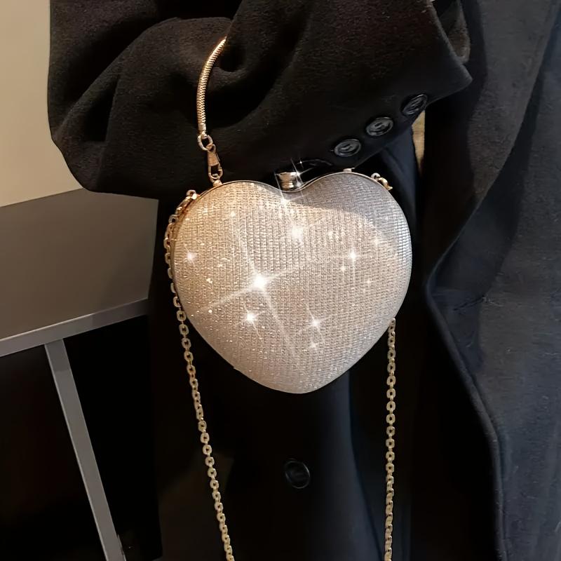 Korean Version of the Cute Heart-shaped Crossbody Bag, Fashionable Banquet Chain Peach Heart Handbag