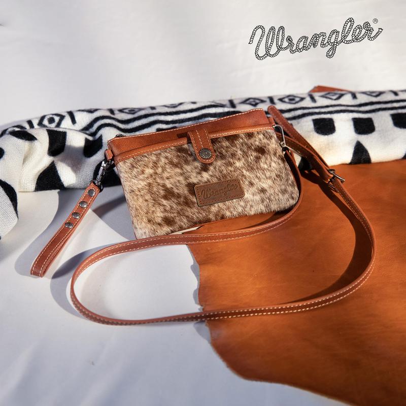 Wrangler Clutch Wristlet Purse Western Crossbody Bags for Women WG84-181BR