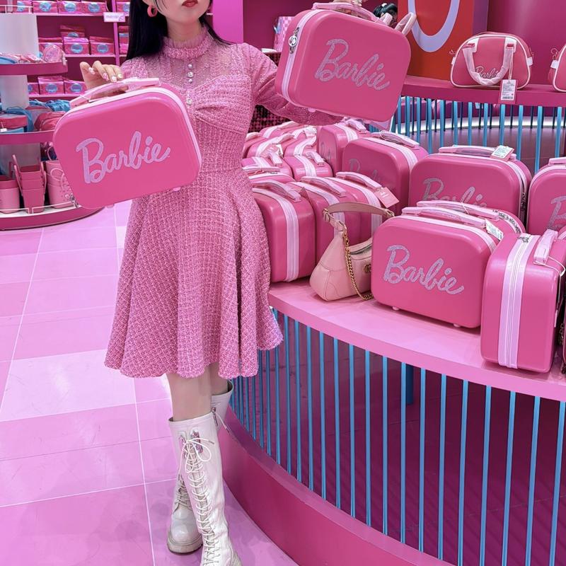 [Holiday Special] Barbie Series Stylish Handheld Luggage - Perfect for Travel, Fashionable and Functional Suitcase for Women and Girls