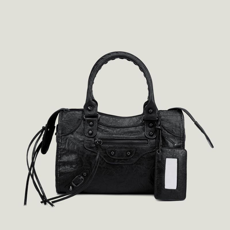 Fashion New Women's Hands Messenger Bag Mini Small and Medium Large Tassel Women's Motorcycle Bag Portable Shoulder Bag High-End Fashion All-Match