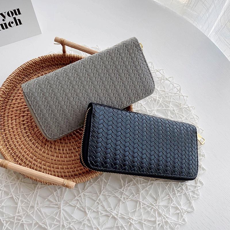 European and American style fashion PU leather woven wallet, zero wallet, new trendy women's wallet, medium to long zipper handbag