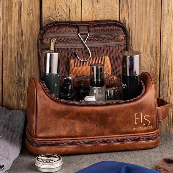 Personalized Men's Leather Toiletry Bag, Groomsmen Gifts, Groomsman Dopp Kit Gift, Anniversary Gift for Him, Unique Christmas Gift for Men